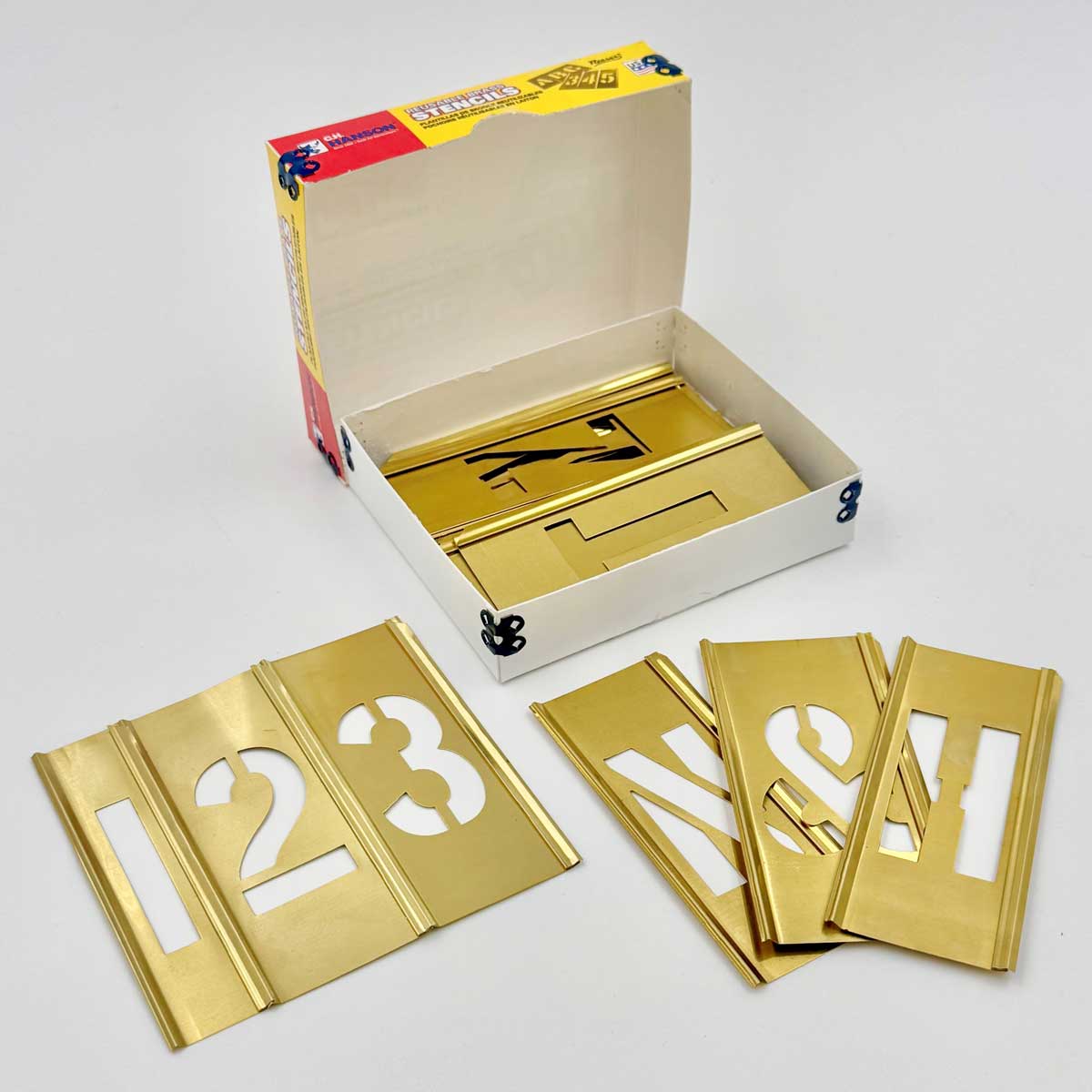 Sammansättbara schabloner med siffror eller bokstäver